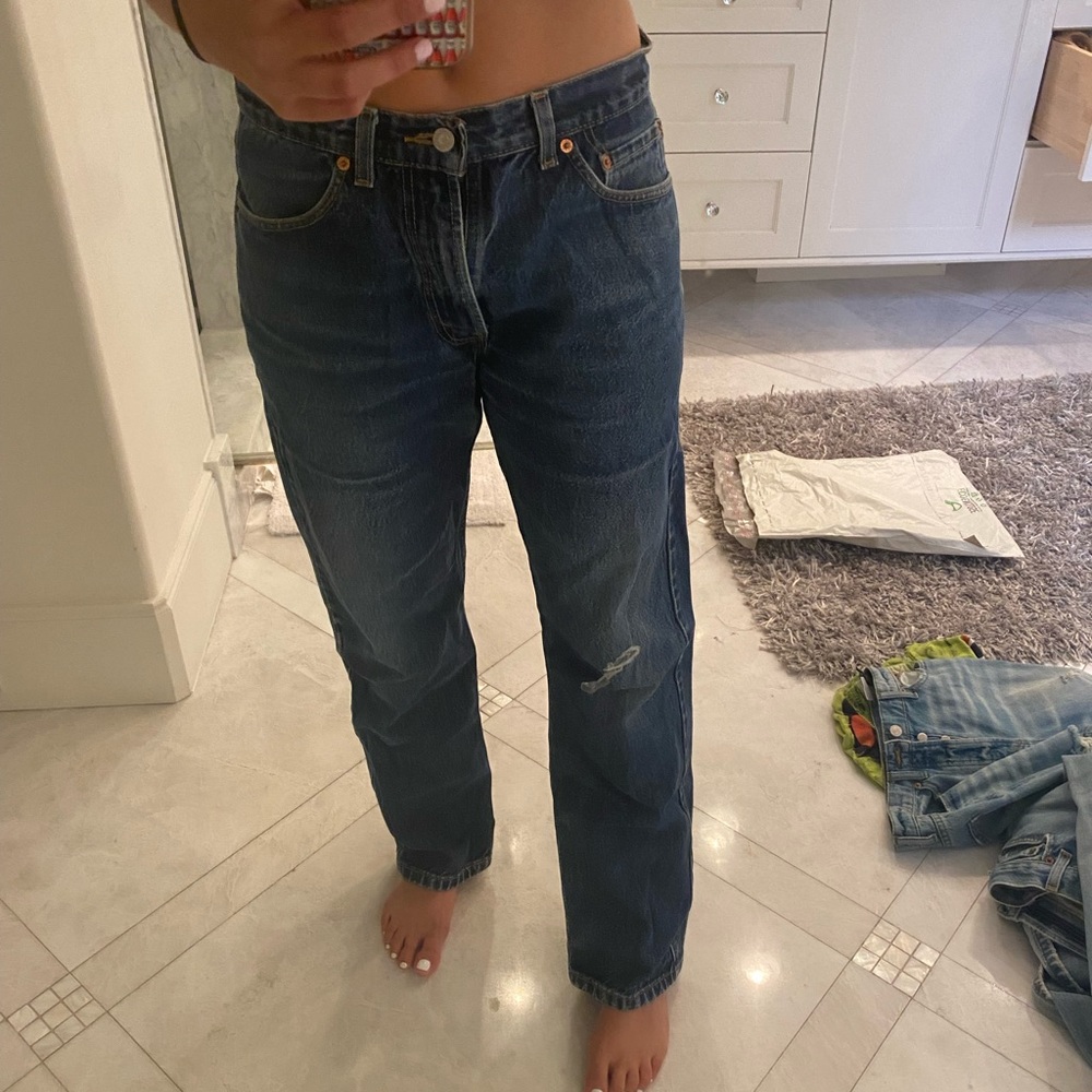 Levi’s loose fit dark wash jeans